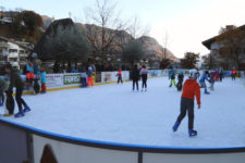 Ice Skating in Scena