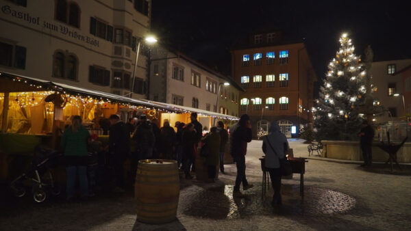 Atmosfera natalizia a Caldaro