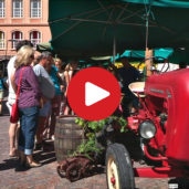 Farmer&#8217;s market in Caldaro